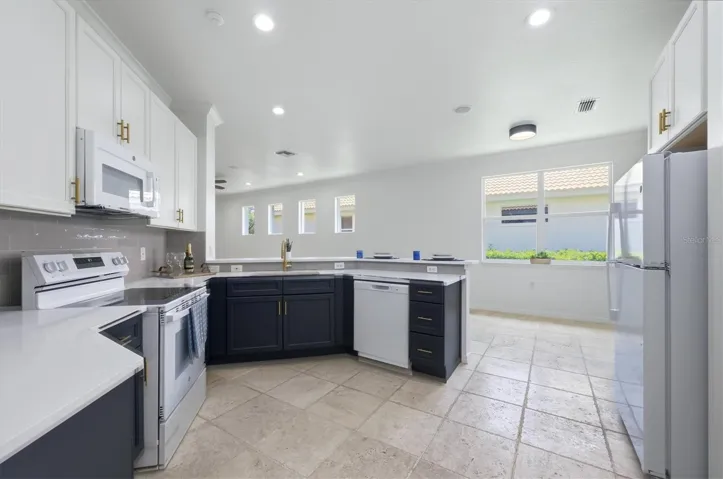 Open Kitchen