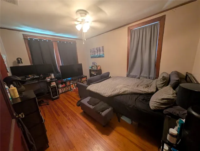Bedrooom 2