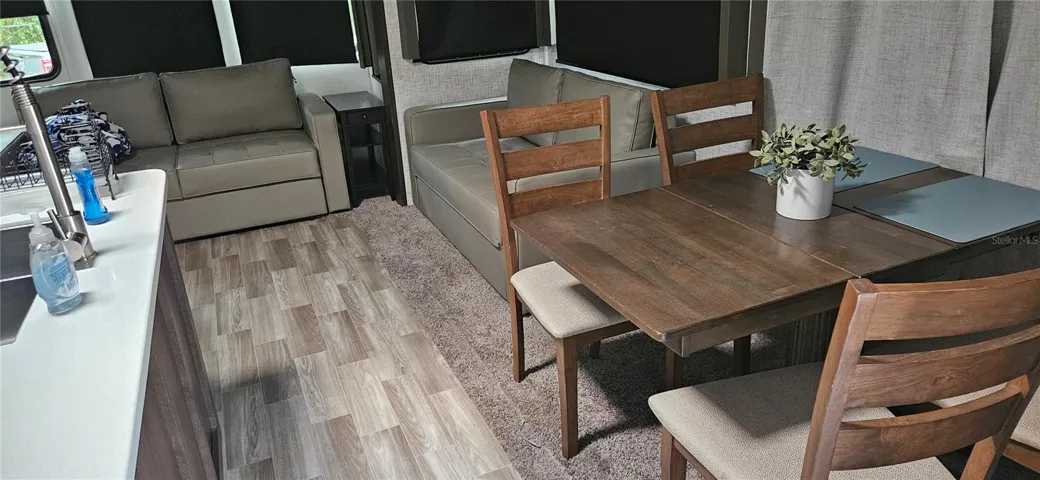 2 seater dinnette