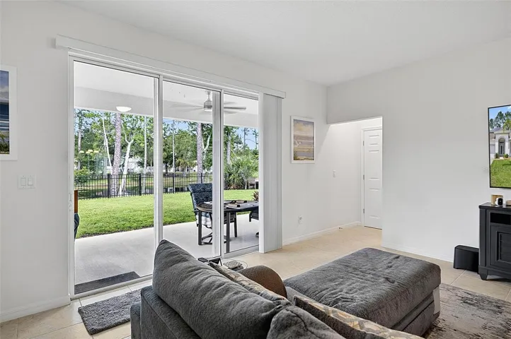 Sliders to Extended Lanai
