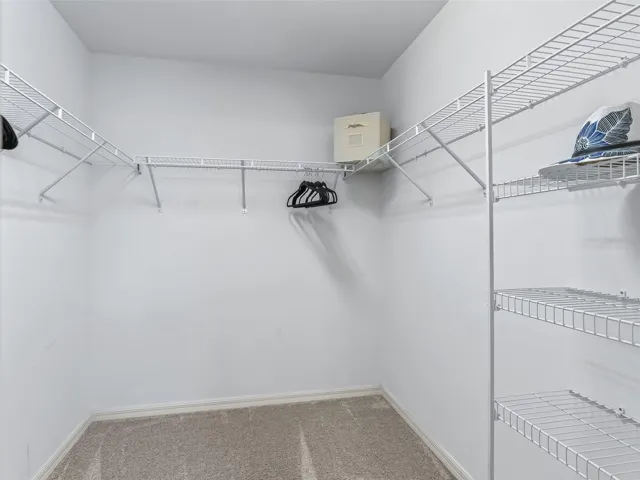 walk-in closet