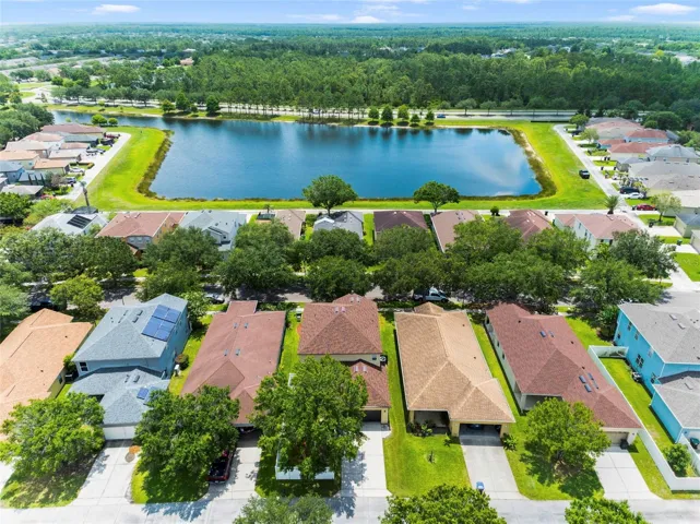 Living in Avalon Park means embracing a lifestyle where community truly comes alive. Enjoy “A” RATED SCHOOLS, tree-lined streets, a community pool in each village, splash pad, playgrounds, sports courts, dog parks, trails, and year-round community events!