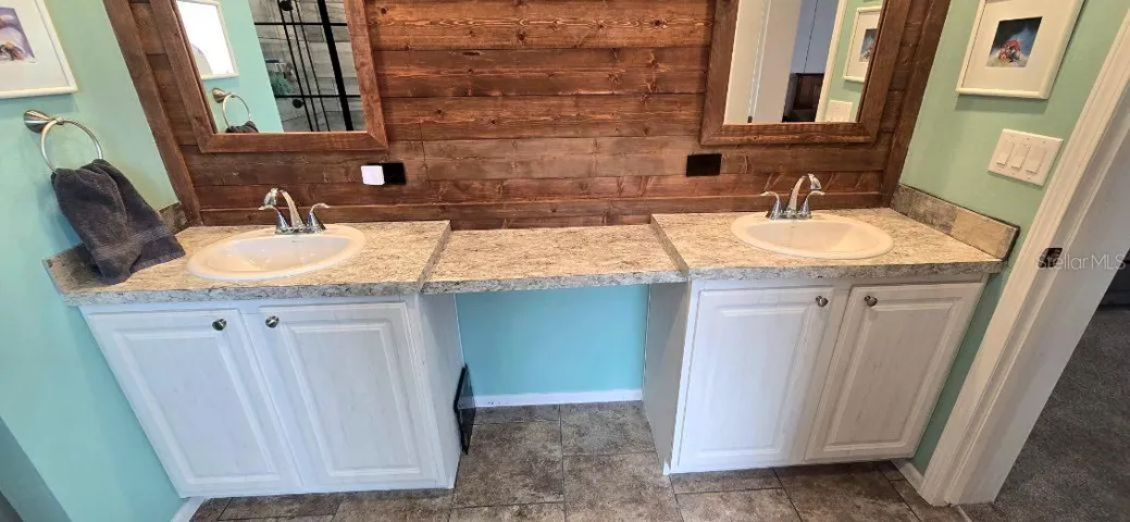 Primary Ensuite Bath