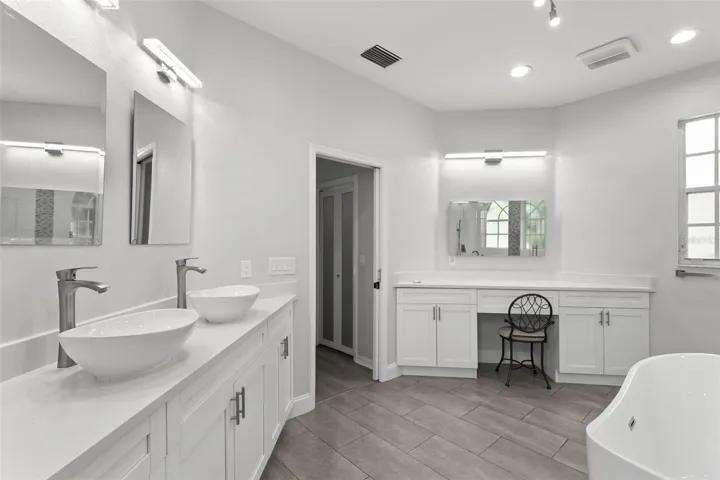 primary bath