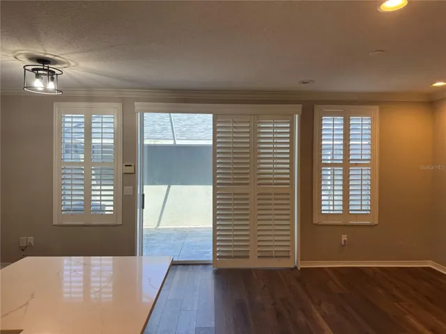 Access to Patio