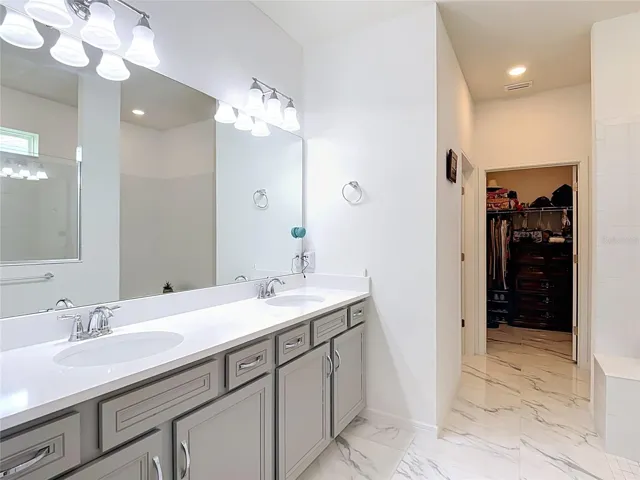 Primary Bathroom – Dual Vanity