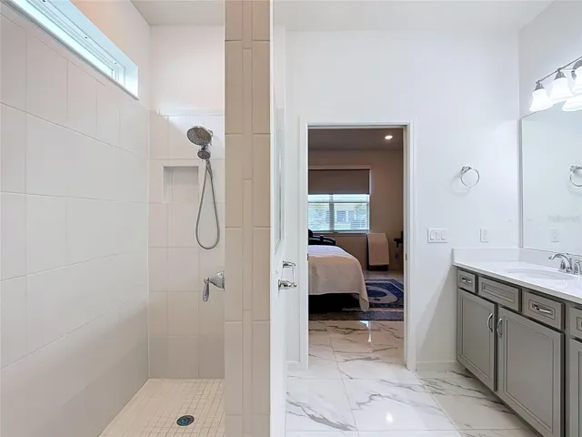 Primary Bathroom – Walk-In Shower
