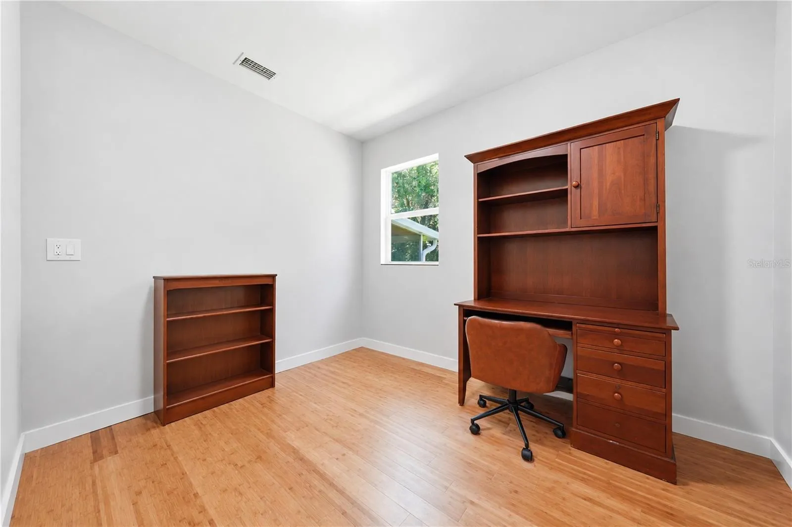 BEDROOM 2 / OFFICE