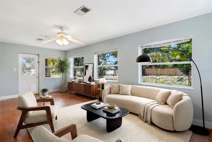 VIRTUAL STAGING FLORIDA rOOM