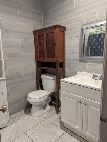 Bathroom #2