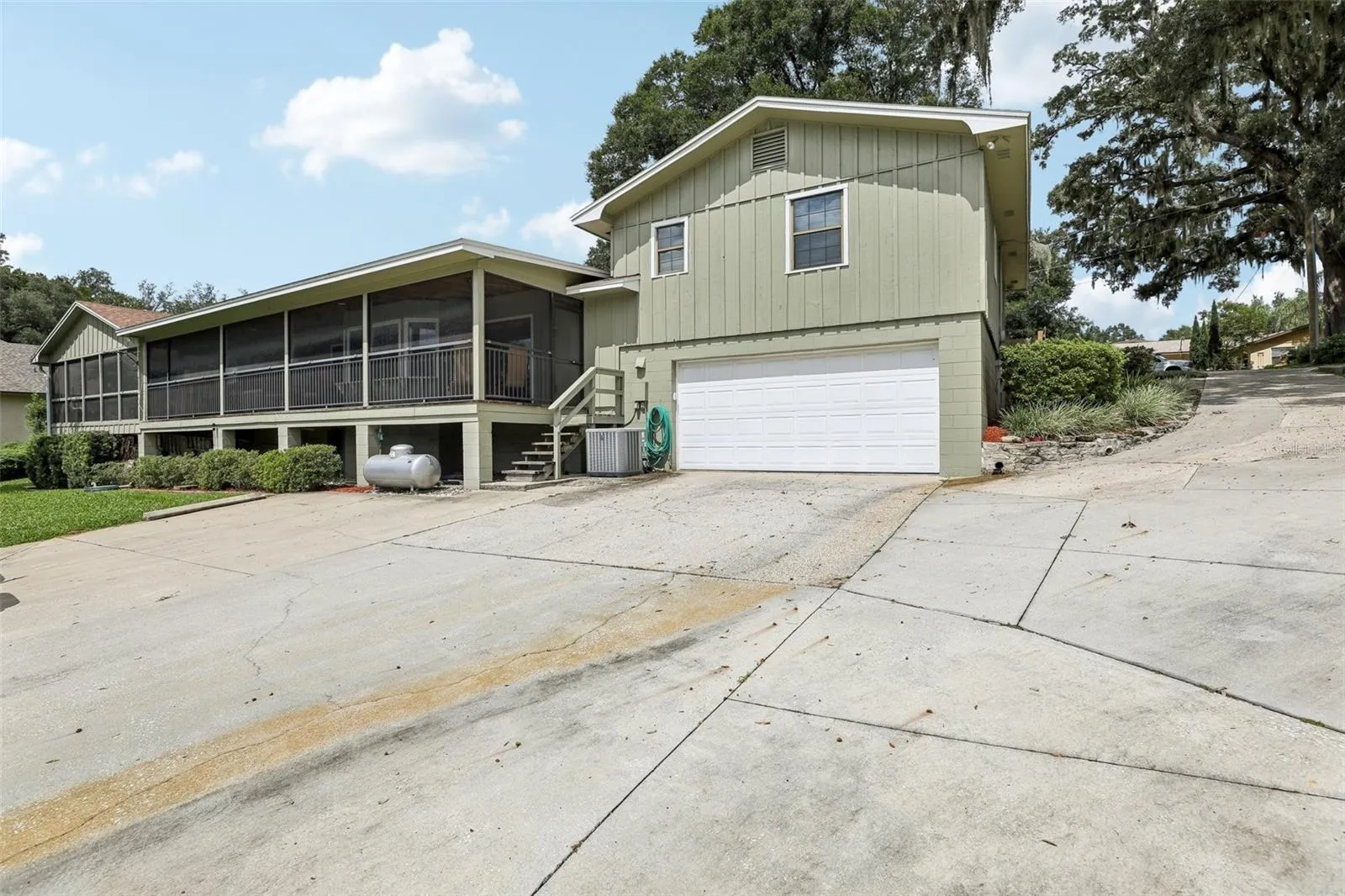 Back of home-tons of parking