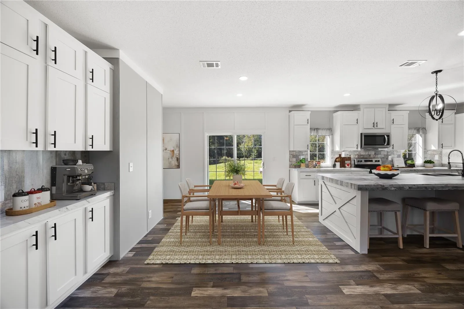 Dining Room/Kitchen