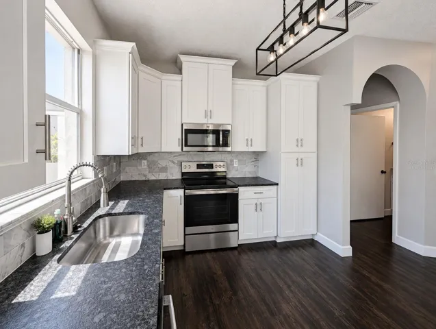 Kitchen Virtually Staged
