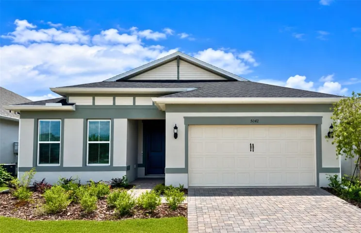 Actual home photo. Colors, finishes, textures and options may appear differently in person due to variations in monitors and viewing devices.