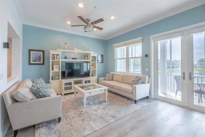 Second floor - Living room