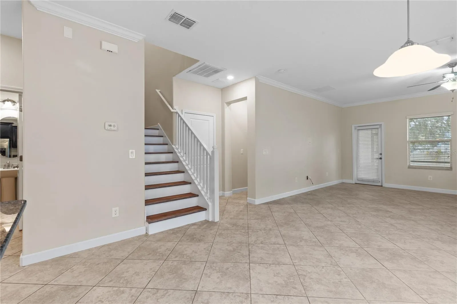 Entryway To Laundry Room/Primary