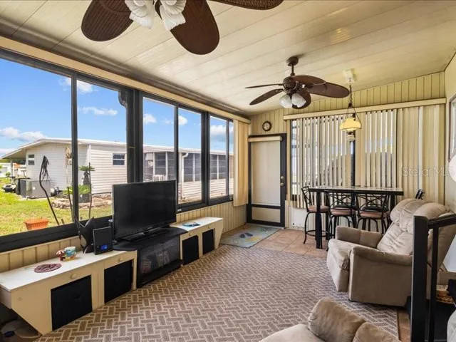 Florida Roomm
