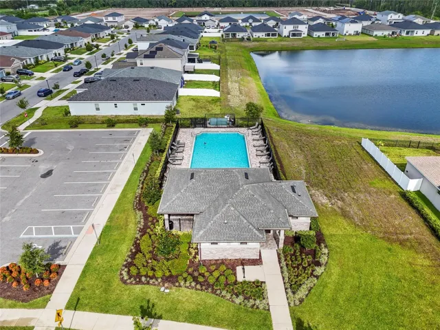 Community pool