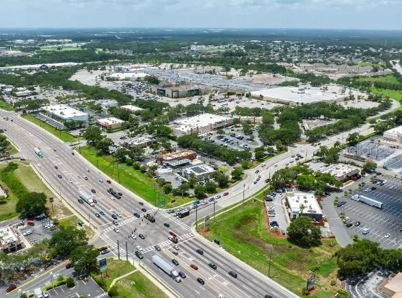 Lakeland Mall just 4 miles away from home.
