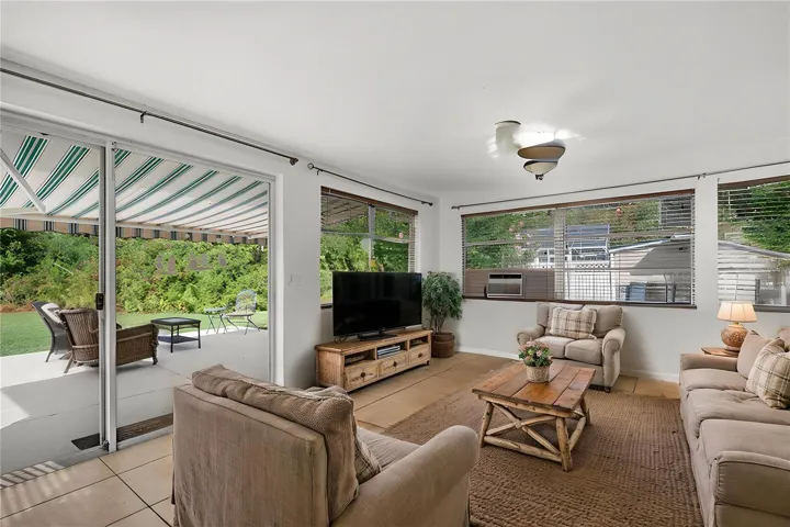 Virtually Staged Florida Room