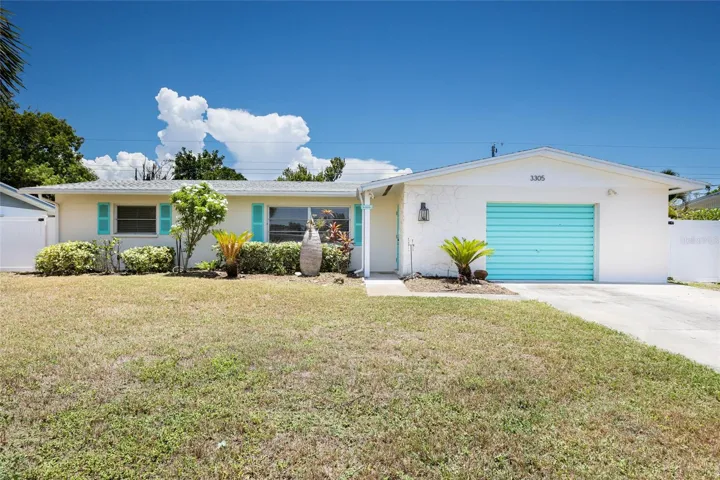 Welcome to 3305 Highland Ave. W., Bradenton, FL 34205