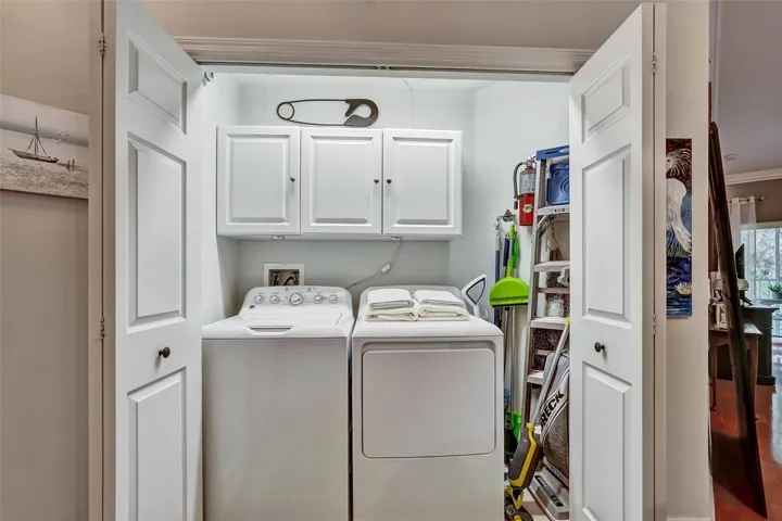 laundry closest off kitchen