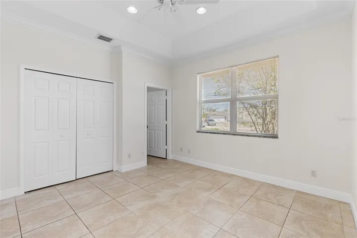 master bedroom-extra closet space
