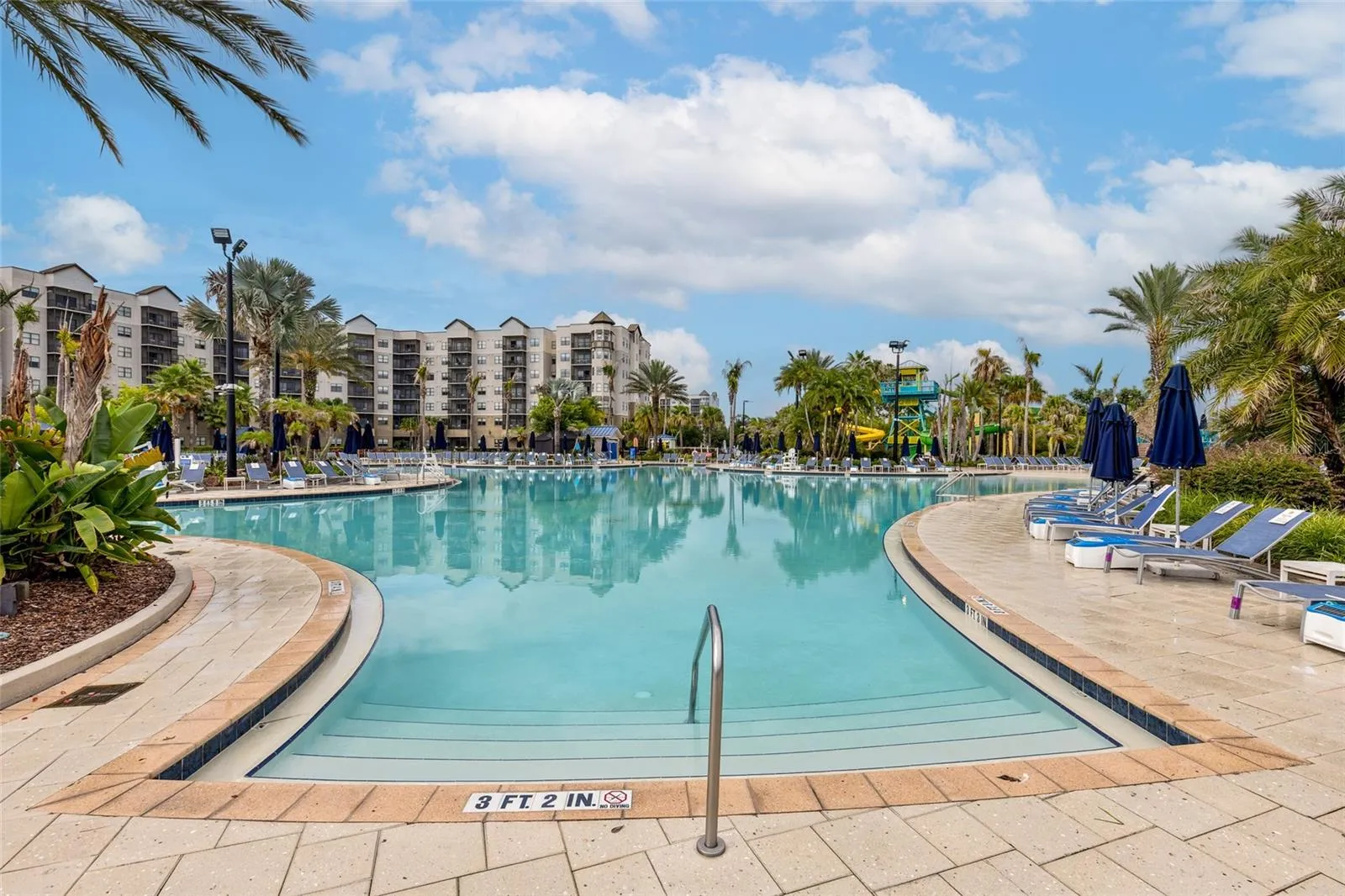 Enjoy Your Pool Time After A Long Day At Work/Vacationing
