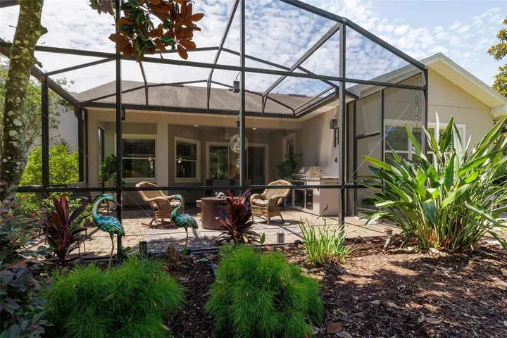 Huge Screened Lanai