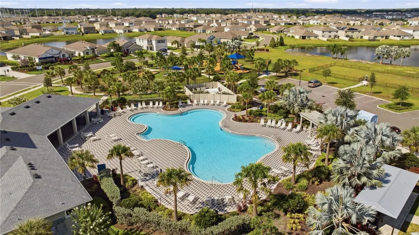 Bella Lago Community pool