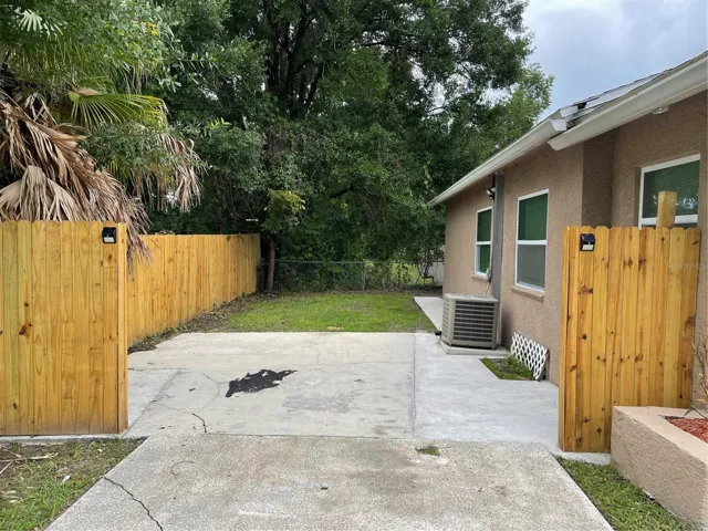Side yard gated
