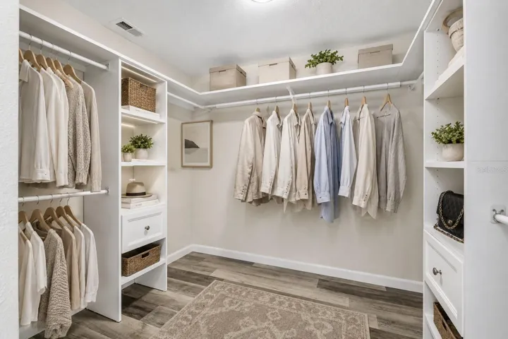 Master Walk in Closet