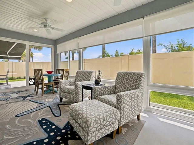 CEILING HAS BEEN INSULATED - PRIVACY ALL AROUND!