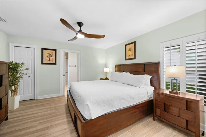 2nd bedroom is a Junior suite