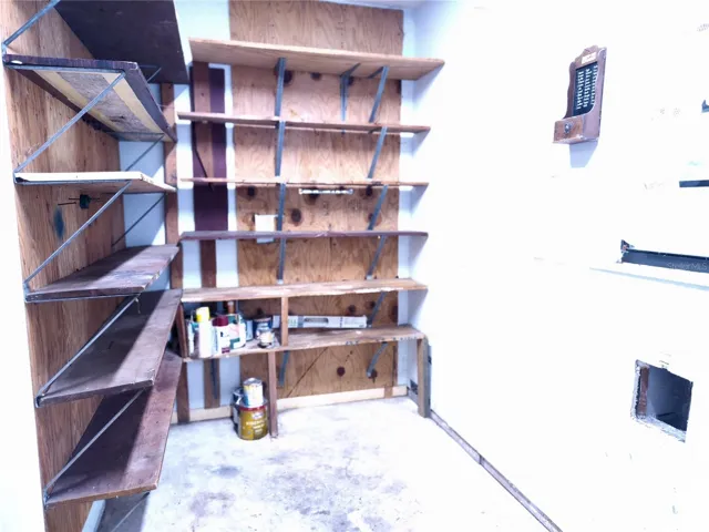ONE SIDE OF 6X11 LAUNDRY/UTILITY