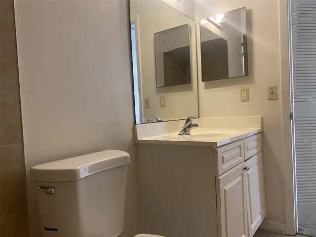 2nd Bathroom