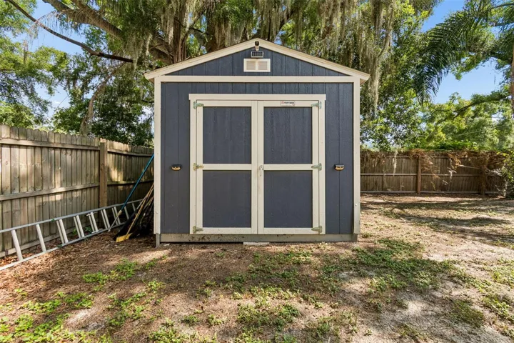 Shed
