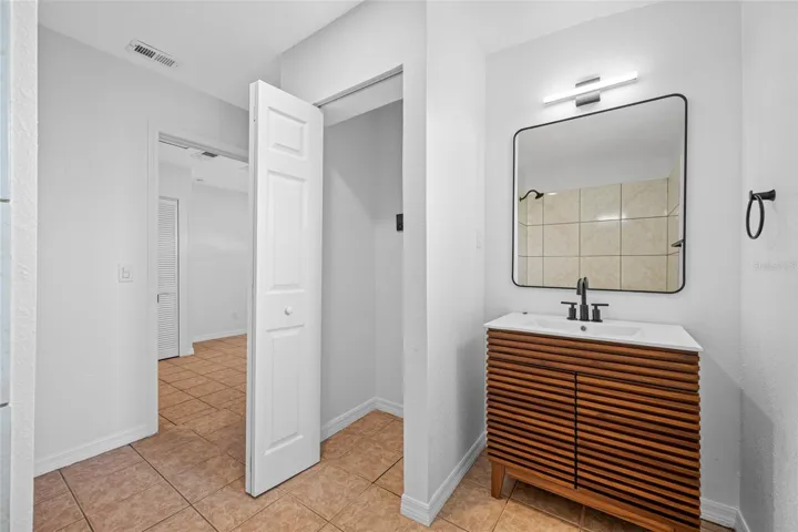 Duplex Bath