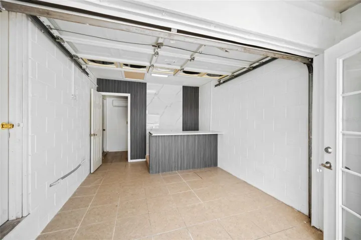 Additional Studio with its own Entrance