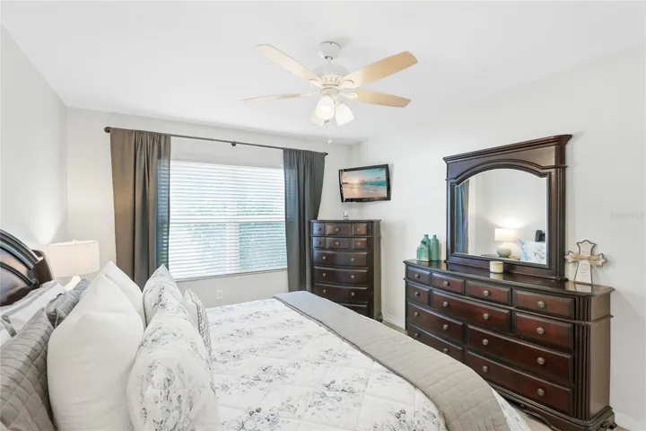 Large Primary Bedroom with en-suite bathroom.