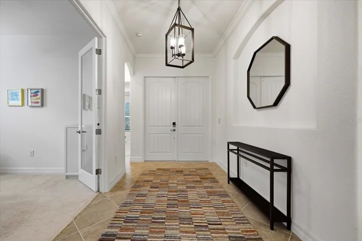 10 FOOT CEILINGS