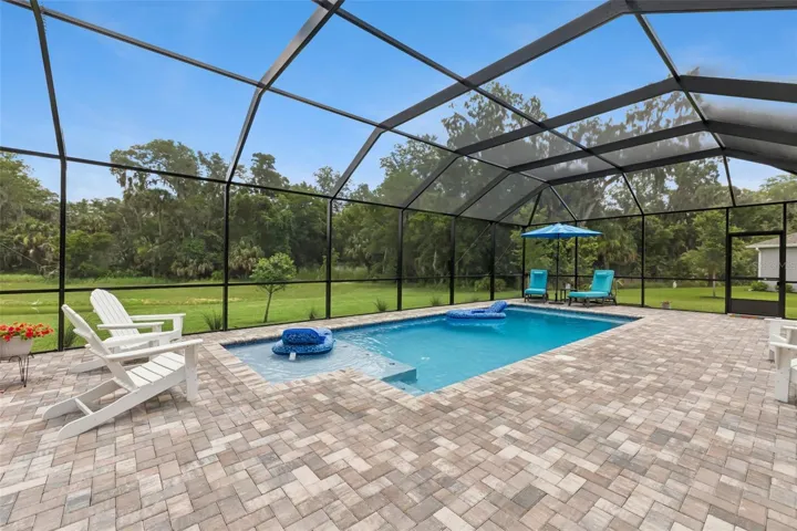 Great Outdoor Entertaining Spaces