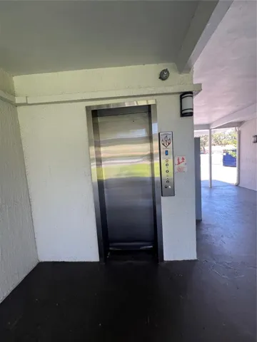 ELEVATOR