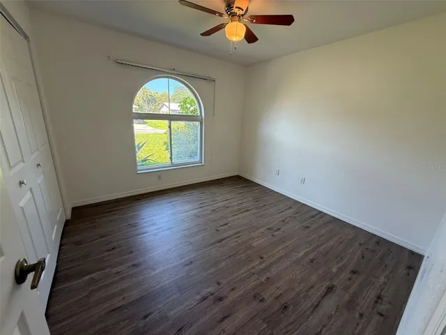 Guest bedroom 2