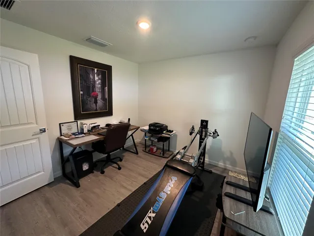 Bedroom 4/ Office