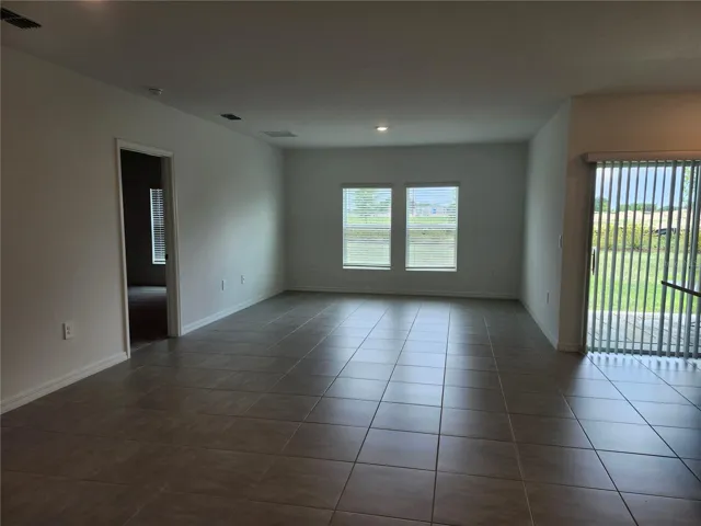 Large Tiled Great Room
