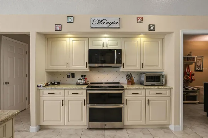 New Microwave and the Double convection oven