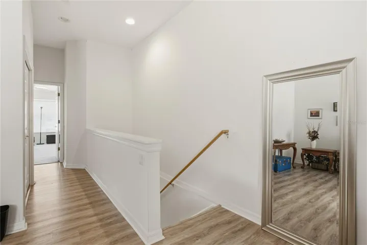 2nd Floor Landing
