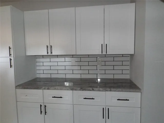 pantry/Folding area