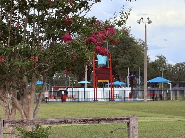 Near New Splash Pad